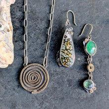 Load image into Gallery viewer, Mixed Metal Spiral Necklace