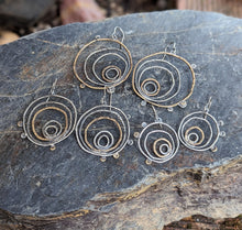 Load image into Gallery viewer, Tree Ring Hoop Earrings