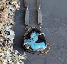 Load image into Gallery viewer, Opalized Wood Forest Collar Necklace