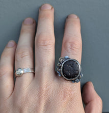 Load image into Gallery viewer, Beach Stone Statement Ring - size 8.75