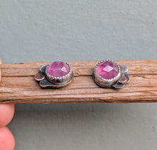 Load image into Gallery viewer, Ruby Forest Floor Earrings