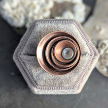 Load image into Gallery viewer, Resonance Ring - size 8.25