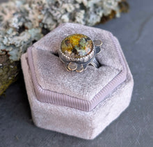 Load image into Gallery viewer, Lichen Forest Ring - size 6.5