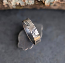 Load image into Gallery viewer, Turquoise Forest Ring - size 6.5