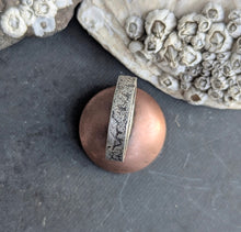 Load image into Gallery viewer, Resonance Ring - size 8.25