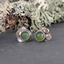 Load image into Gallery viewer, Serpentine Forest Floor Earrings