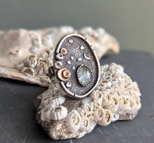 Load image into Gallery viewer, Aquamarine Coastline Ring - size 7.75
