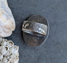 Load image into Gallery viewer, Kyanite and Ocean Jasper Coastline Ring - size 7.75
