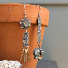 Load image into Gallery viewer, Coastal Dreams Prehnite Earrings
