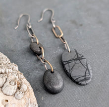Load image into Gallery viewer, Beachcombing Earrings
