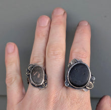 Load image into Gallery viewer, Rocky Coastline Ring - size 6
