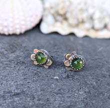 Load image into Gallery viewer, Serpentine Forest Floor Earrings
