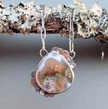 Load image into Gallery viewer, Garden Agate Necklace
