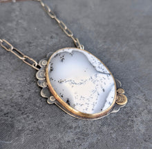 Load image into Gallery viewer, Snowdrift Statement Necklace
