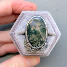 Load image into Gallery viewer, Moss Agate Statement Ring - size 7
