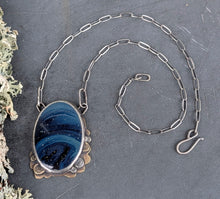 Load image into Gallery viewer, Dark Skies Necklace ✨
