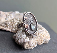 Load image into Gallery viewer, Aquamarine Coastline Ring - size 7.75
