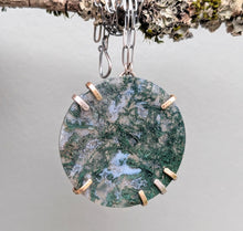 Load image into Gallery viewer, Green Moss Agate Slice Necklace
