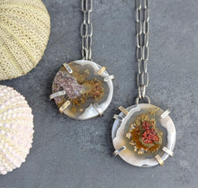 Load image into Gallery viewer, Agate Slice Necklace
