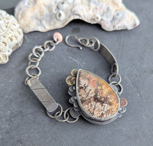 Load image into Gallery viewer, Flower Agate Lace Bracelet
