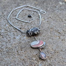 Load image into Gallery viewer, Beachcombing Sculptural Necklace
