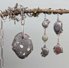 Load image into Gallery viewer, Beach Stone Necklace with Handmade Chain
