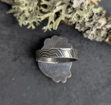 Load image into Gallery viewer, Beach Stone Statement Ring - size 7.5
