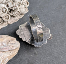 Load image into Gallery viewer, Fossil Coral Bloom Ring - 8
