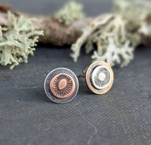 Load image into Gallery viewer, Mushroom Spore Print Earrings
