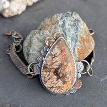Load image into Gallery viewer, Flower Agate Lace Bracelet
