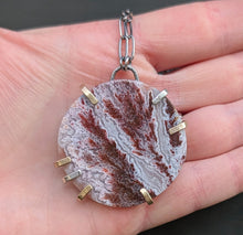Load image into Gallery viewer, Agate Slice Necklace
