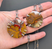 Load image into Gallery viewer, Agate Slice Necklace
