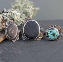 Load image into Gallery viewer, Rocky Coastline Ring - size 8
