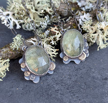 Load image into Gallery viewer, Prehnite Forest Floor Necklace
